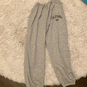 Grey California sweatpants